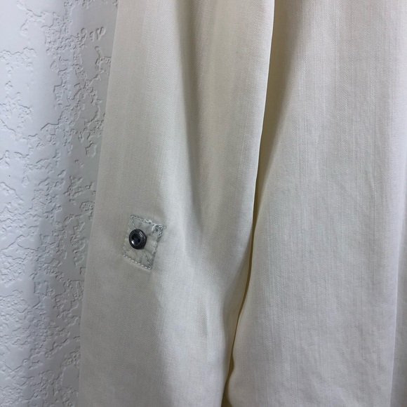 Anthro Tyla Holding Horses Chambray Cut Out Button - Picture 11 of 12